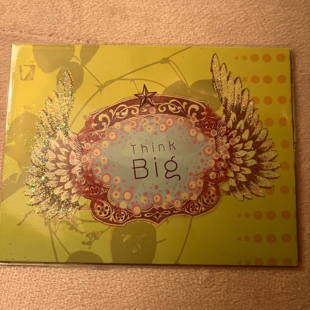 Papaya ‘Think Big’ magnet